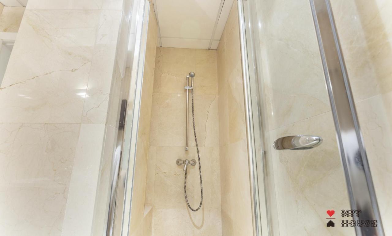 Mit House Puerta Del Sol III En Madrid公寓 外观 照片